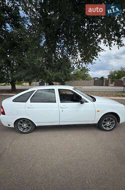 Хэтчбек ВАЗ 2172 Priora 2008 в 