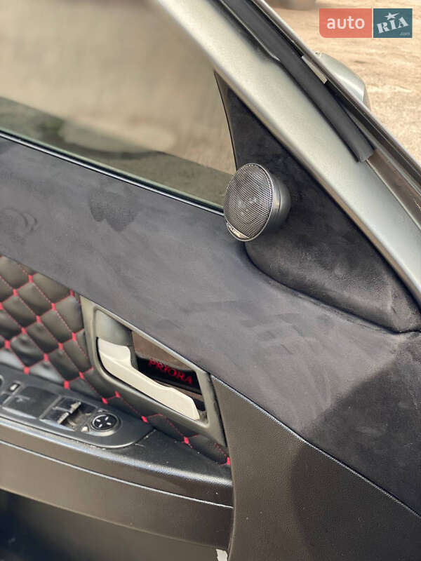 Хетчбек ВАЗ / Lada 2172 Priora 2011 в Прилуках