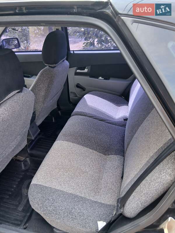 Хэтчбек ВАЗ / Lada 2172 Priora 2008 в Николаеве