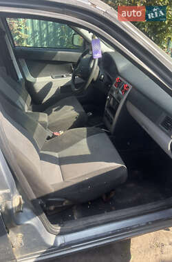 Хетчбек ВАЗ 2172 Priora 2008 в  фото 8 Хетчбек ВАЗ 2172 Priora 2008 в