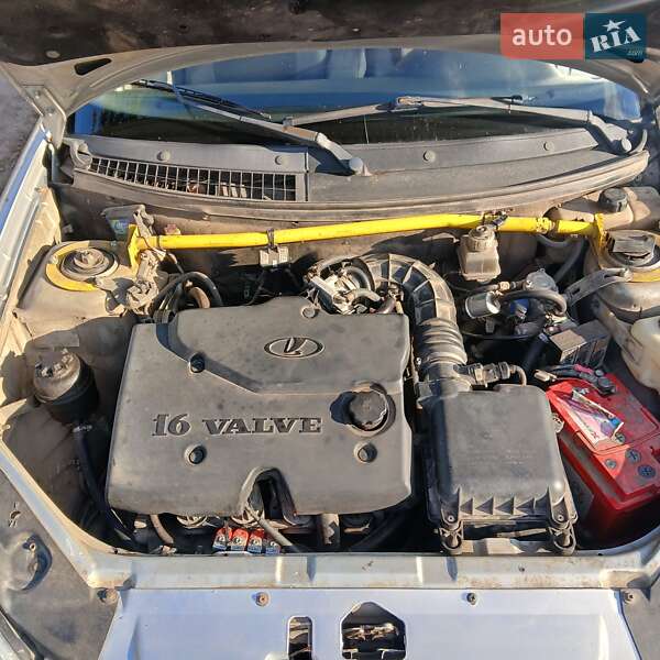 Хетчбек ВАЗ / Lada 2172 Priora 2008 в Бершаді фото 5 Хетчбек ВАЗ / Lada 2172 Priora 2008 в Бершаді