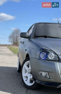 Хэтчбек ВАЗ 2172 Priora 2011 в 