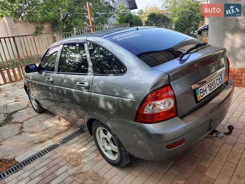 Хэтчбек ВАЗ / Lada 2172 Priora 2008 в Одессе