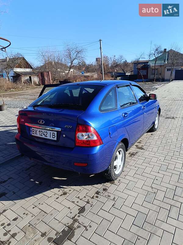 Хэтчбек ВАЗ / Lada 2172 Priora 2010 в Хмельницком