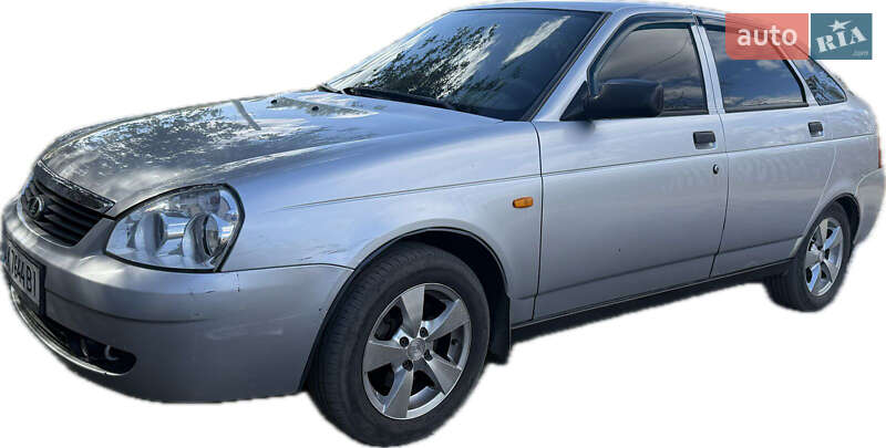 Хэтчбек ВАЗ / Lada 2172 Priora 2008 в Харькове