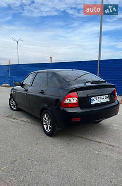 Хэтчбек ВАЗ 2172 Priora 2010 в 