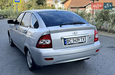 Хетчбек ВАЗ 2172 Priora 2008 в 