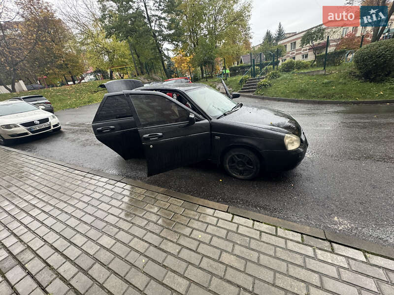 Хетчбек ВАЗ / Lada 2172 Priora 2008 в Тернополі фото 16 Хетчбек ВАЗ / Lada 2172 Priora 2008 в Тернополі