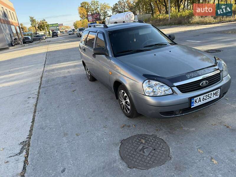 Хэтчбек ВАЗ / Lada 2172 Priora 2010 в Кривом Озере фото 11 Хэтчбек ВАЗ / Lada 2172 Priora 2010 в Кривом Озере
