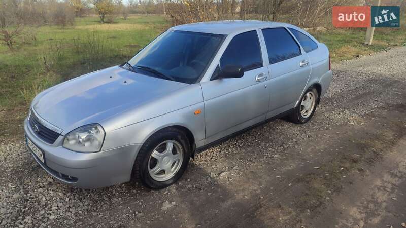 Хэтчбек ВАЗ / Lada 2172 Priora 2009 в Краматорске