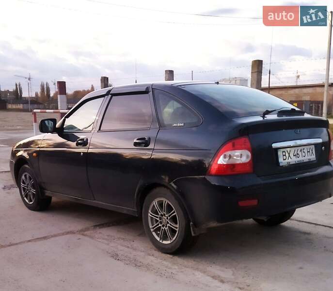 Хэтчбек ВАЗ / Lada 2172 Priora 2008 в Каменец-Подольском