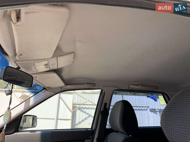 Хетчбек ВАЗ / Lada 2172 Priora 2010 в Тернополі