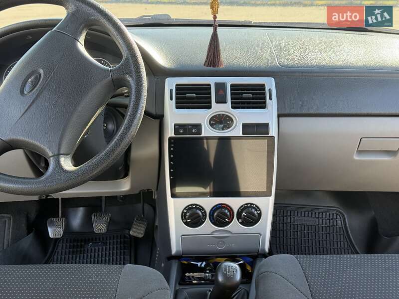 Хетчбек ВАЗ / Lada 2172 Priora 2008 в Маяках фото 10 Хетчбек ВАЗ / Lada 2172 Priora 2008 в Маяках