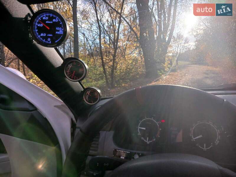 Хэтчбек ВАЗ / Lada 2172 Priora 2013 в Днепре фото 6 Хэтчбек ВАЗ / Lada 2172 Priora 2013 в Днепре