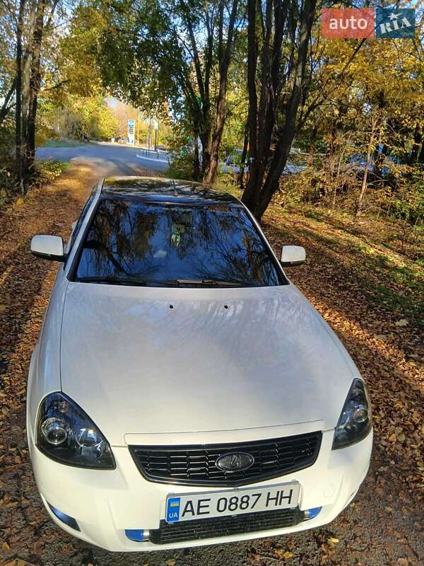 Хэтчбек ВАЗ / Lada 2172 Priora 2013 в Днепре фото 12 Хэтчбек ВАЗ / Lada 2172 Priora 2013 в Днепре