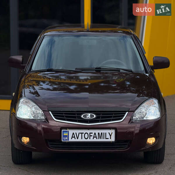 Хэтчбек ВАЗ / Lada 2172 Priora 2012 в Киеве