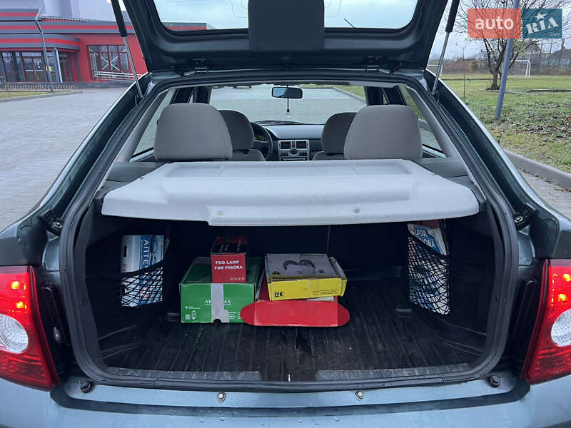 Хетчбек ВАЗ / Lada 2172 Priora 2008 в Здолбуніві фото 45 Хетчбек ВАЗ / Lada 2172 Priora 2008 в Здолбуніві
