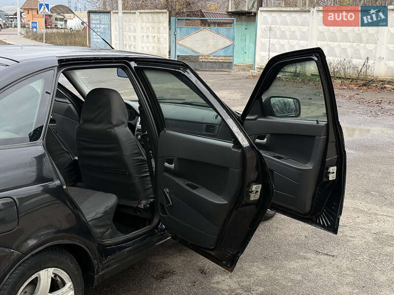 Хэтчбек ВАЗ / Lada 2172 Priora 2013 в Первомайске фото 14 Хэтчбек ВАЗ / Lada 2172 Priora 2013 в Первомайске