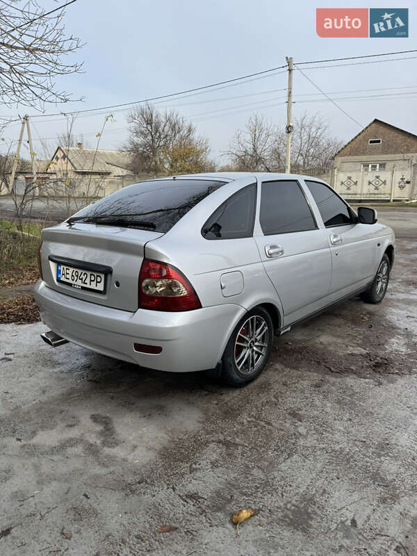 Хэтчбек ВАЗ / Lada 2172 Priora 2011 в Подгородном