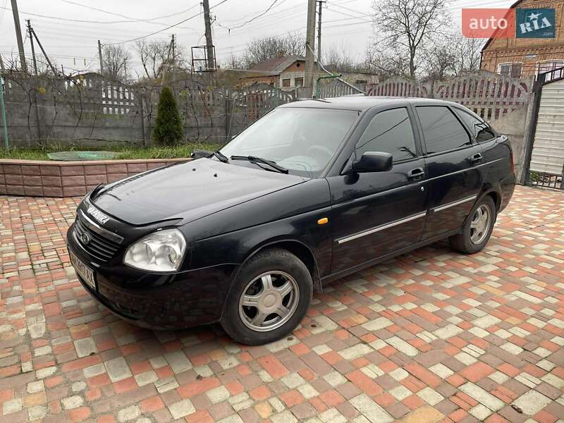 Хэтчбек ВАЗ / Lada 2172 Priora 2008 в Бердичеве