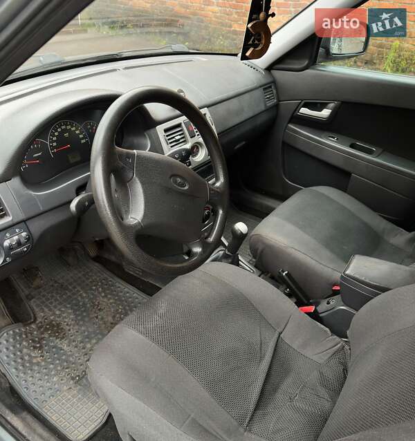 Хетчбек ВАЗ / Lada 2172 Priora 2011 в Харкові