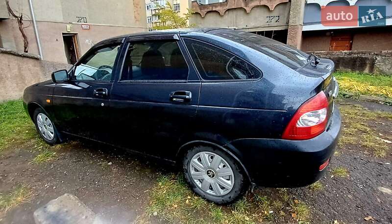 Хетчбек ВАЗ / Lada 2172 Priora 2008 в Коломиї