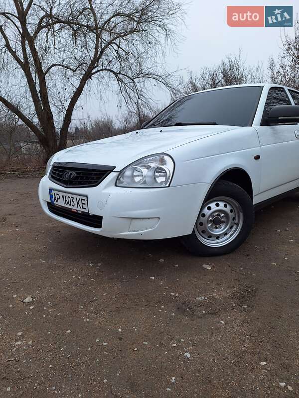 Хетчбек ВАЗ / Lada 2172 Priora 2013 в Запоріжжі