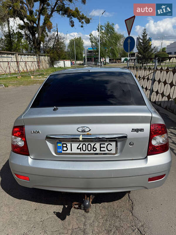 Хетчбек ВАЗ / Lada 2172 Priora 2009 в Лубнах