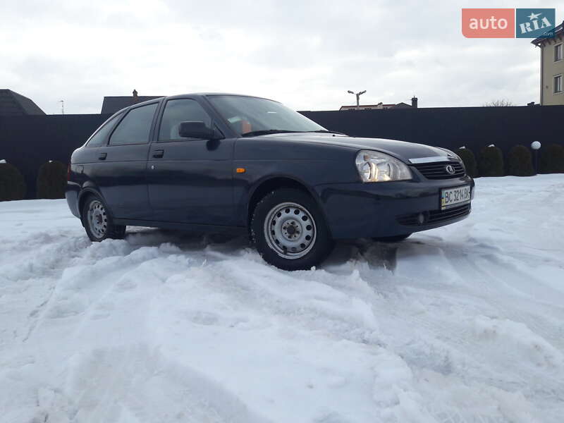 Хетчбек ВАЗ / Lada 2172 Priora 2008 в Львові