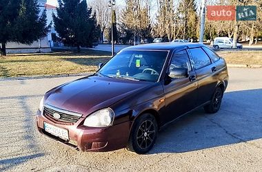 Хэтчбек ВАЗ 2172 Priora 2011 в Ромнах