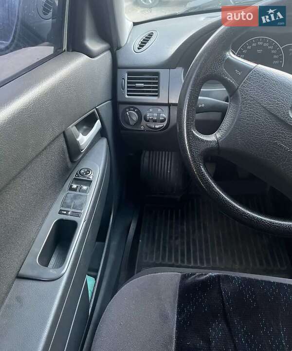 Хэтчбек ВАЗ / Lada 2173 Priora 2012 в Сумах