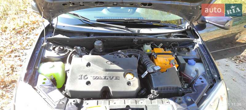 Седан ВАЗ / Lada 2190 Granta 2013 в Днепре