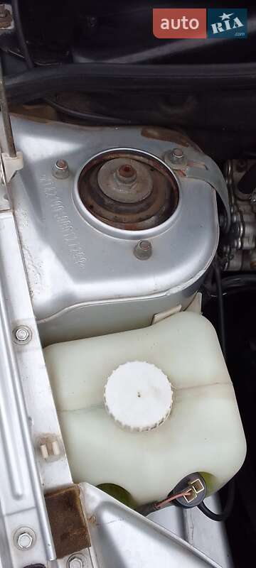 Седан ВАЗ / Lada 2190 Granta 2013 в Харькове фото 4 Седан ВАЗ / Lada 2190 Granta 2013 в Харькове