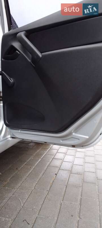 Седан ВАЗ / Lada 2190 Granta 2013 в Харькове фото 28 Седан ВАЗ / Lada 2190 Granta 2013 в Харькове