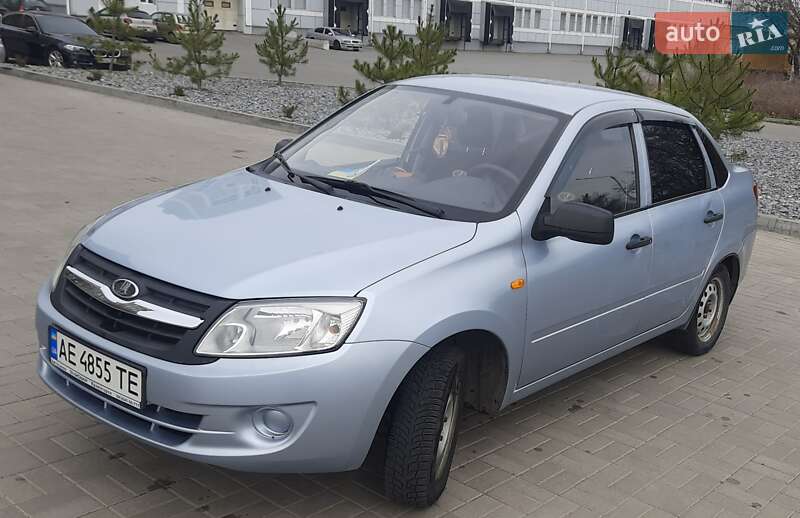 Седан ВАЗ / Lada 2190 Granta 2012 в Днепре фото 7 Седан ВАЗ / Lada 2190 Granta 2012 в Днепре