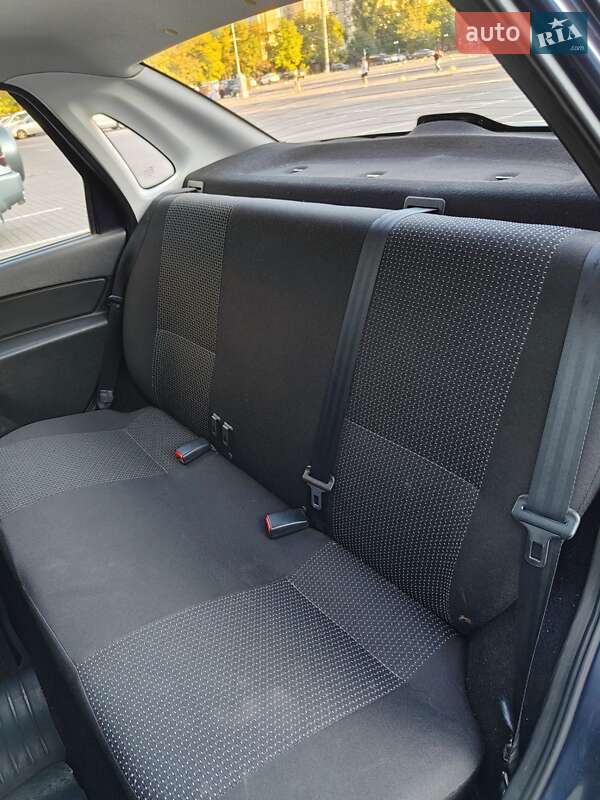 Седан ВАЗ / Lada 2190 Granta 2013 в Одессе фото 7 Седан ВАЗ / Lada 2190 Granta 2013 в Одессе