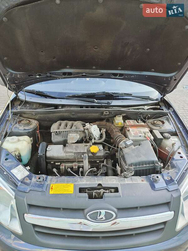 Седан ВАЗ / Lada 2190 Granta 2013 в Одессе фото 6 Седан ВАЗ / Lada 2190 Granta 2013 в Одессе