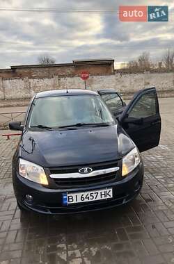 Седан ВАЗ 2190 Granta 2013 в 