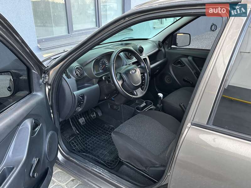 Седан ВАЗ / Lada 2190 Granta 2015 в Виннице