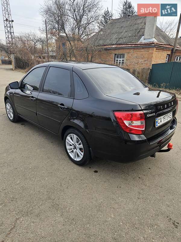 Седан ВАЗ / Lada 2190 Granta 2021 в Городище
