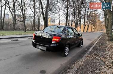 Седан ВАЗ / Lada 2190 Granta 2013 в Києві