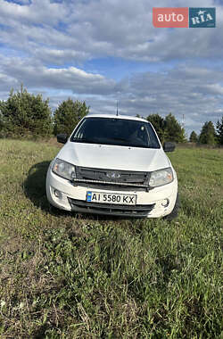 Седан ВАЗ 2190 Granta 2015 в 