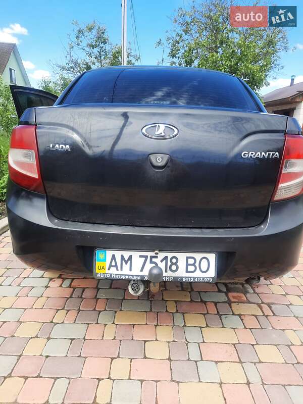 Седан ВАЗ / Lada 2190 Granta 2014 в Житомире