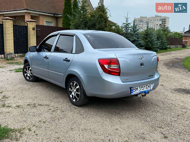 Седан ВАЗ / Lada 2190 Granta 2014 в Ахтырке