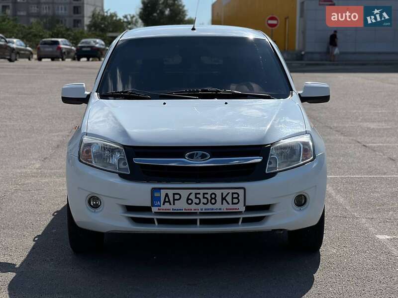 Седан ВАЗ / Lada 2190 Granta 2013 в Запоріжжі