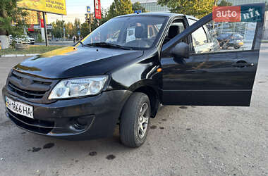 Седан ВАЗ 2190 Granta 2013 в 