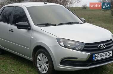 Седан ВАЗ 2190 Granta 2018 в Николаеве