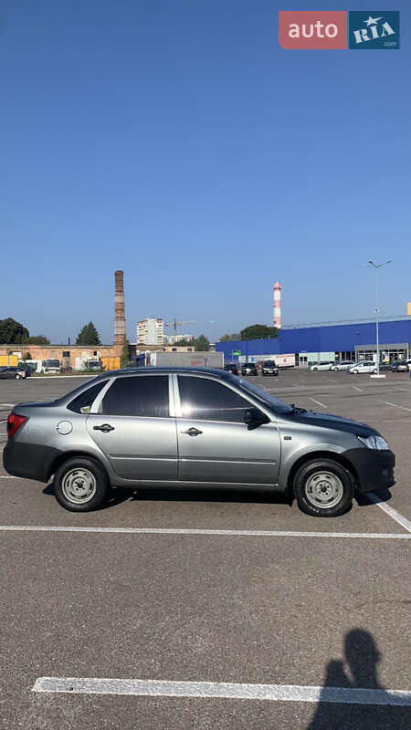 Седан ВАЗ / Lada 2190 Granta 2012 в Житомире