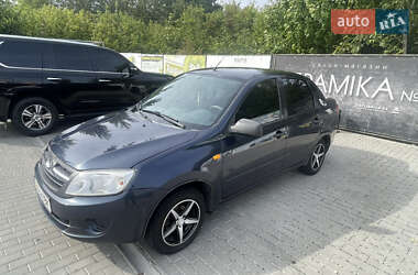 Седан ВАЗ 2190 Granta 2013 в 