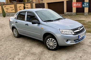 Седан ВАЗ 2190 Granta 2014 в Охтирці